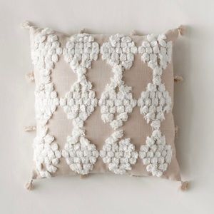 Urban Outfitters Eden Tufted Pillow Cover, NWT